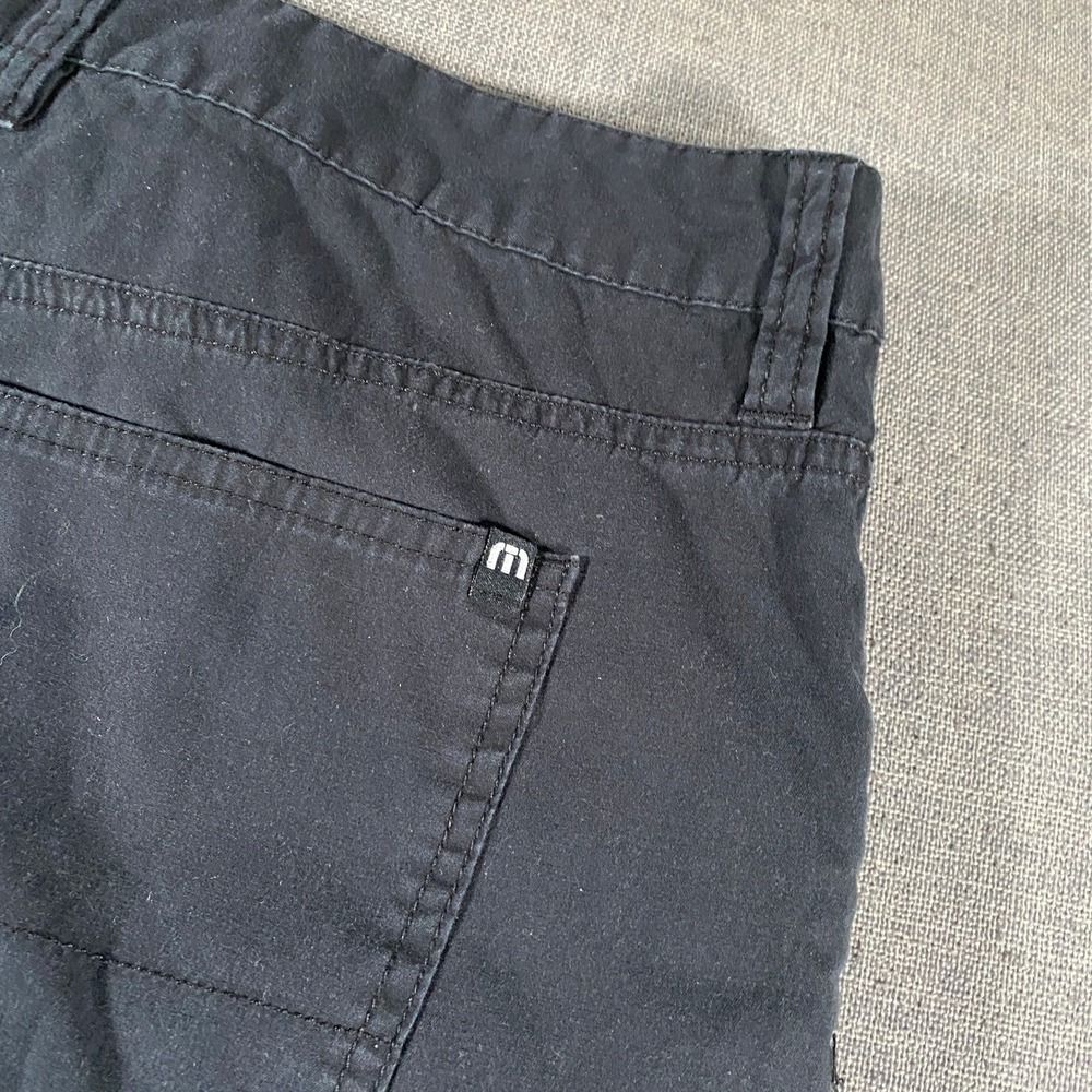 TravisMathew Chino Pants Mens 34x30 Black Open to Close Stretch 5-Pocket